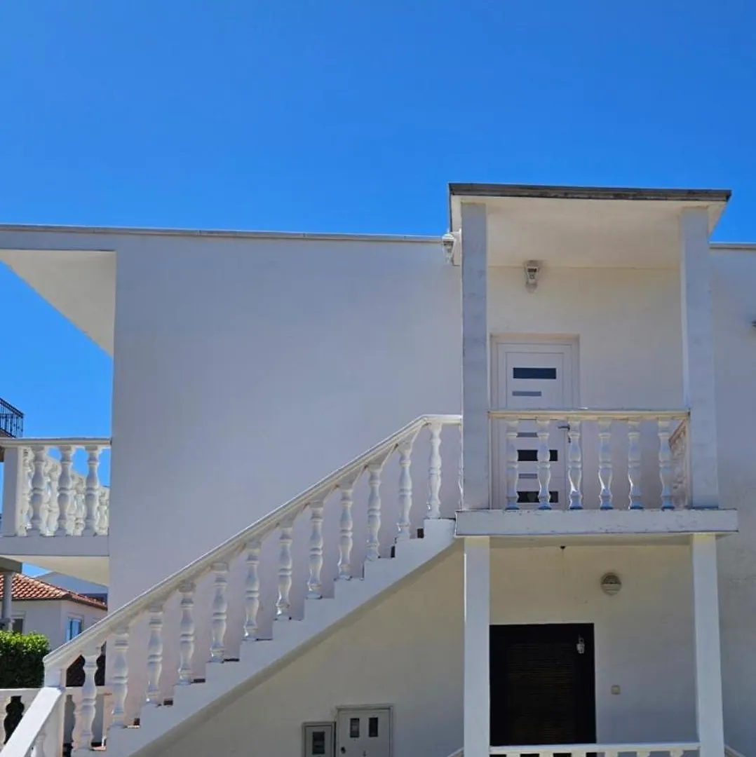 New Apartments Ana بيتريتْشاني
